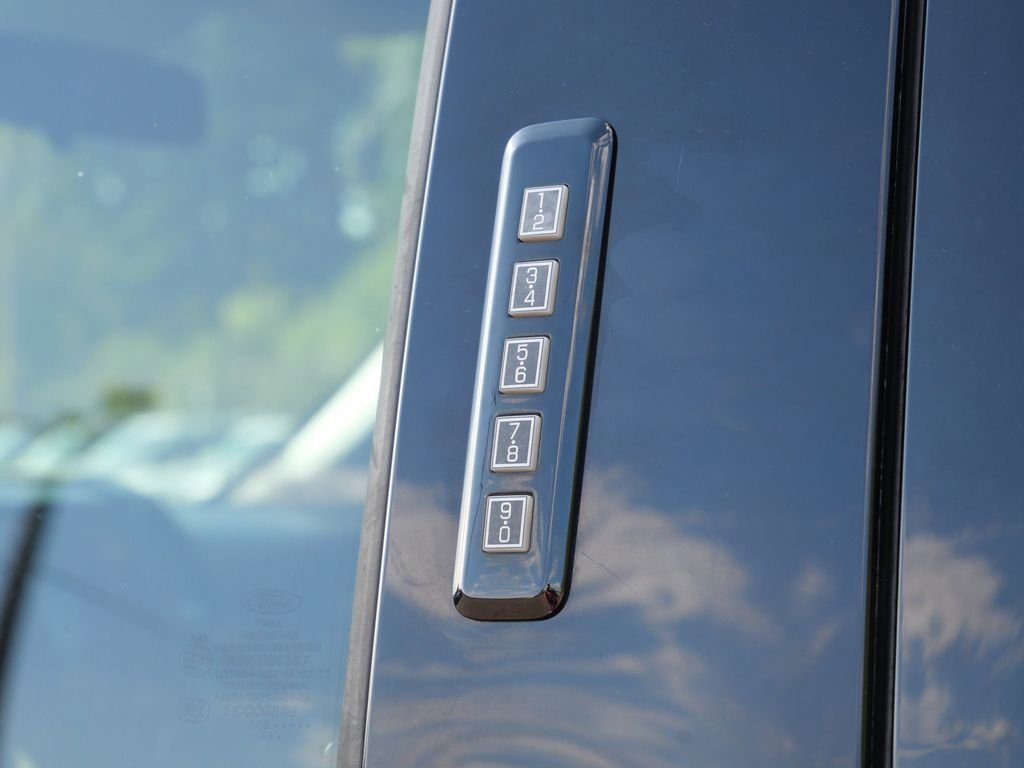 Used 2018 Red Ford Lariat image 21