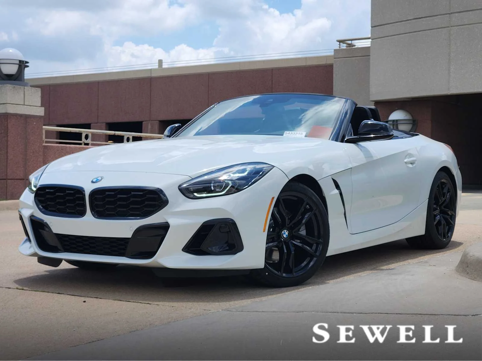 2026 BMW Z4 sDrive30i's photo