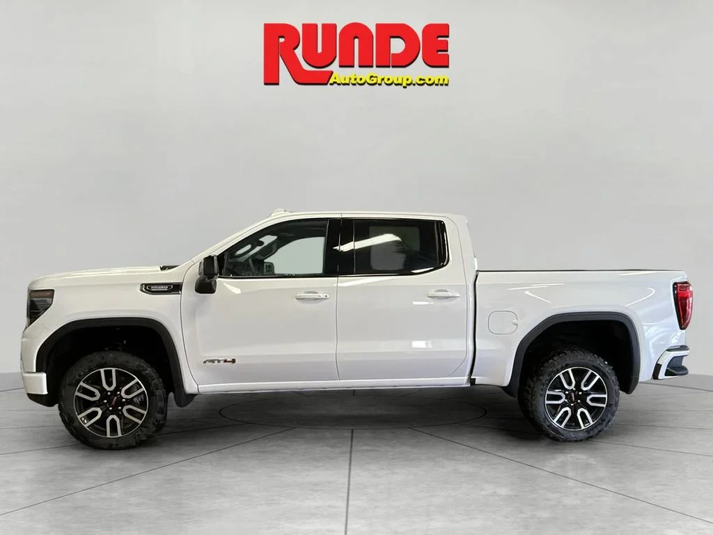 Used 2025 Summit White GMC AT4 image 2