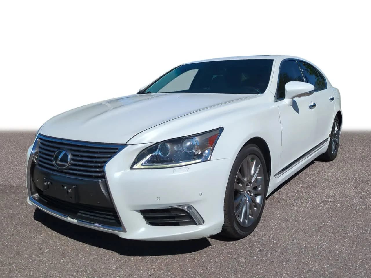 2014 Lexus LS 500 460's photo