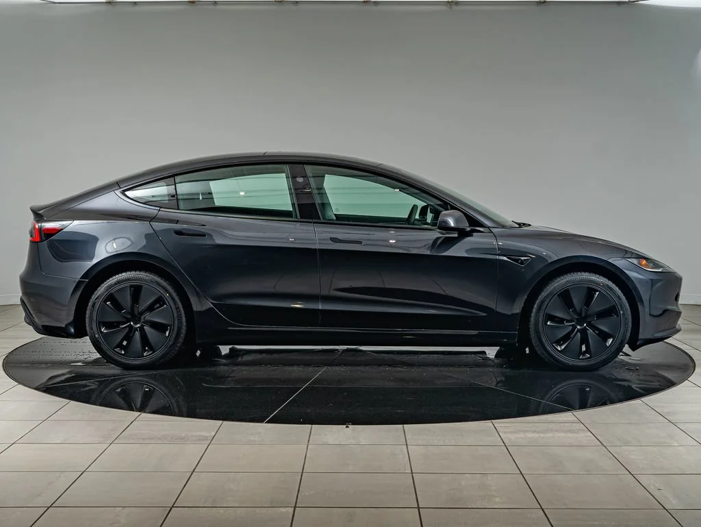 Used 2024 Stealth Gray Tesla  image 4