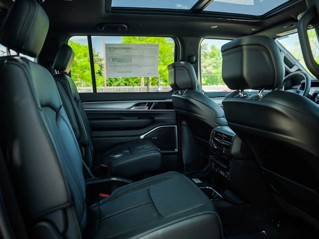 New 2026 High Gloss Black Jeep Upland image 13
