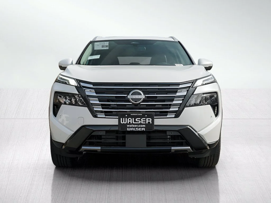 New 2026 Everest White Pearl Tricoat Nissan Platinum image 2