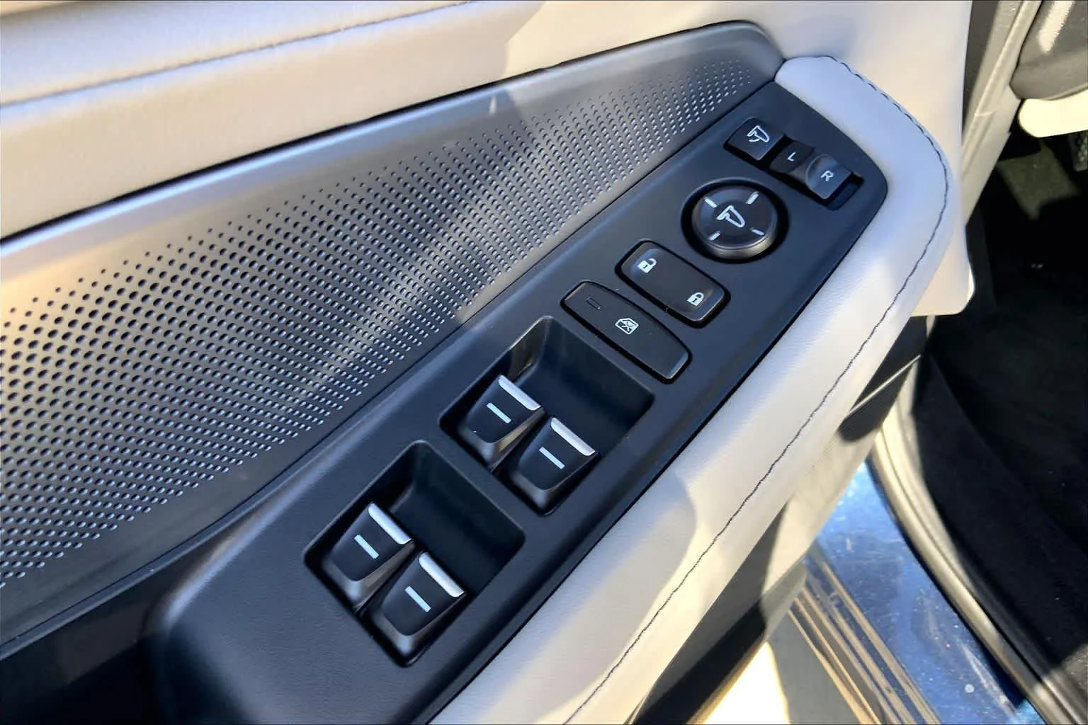 New 2026 Canyon River Blue Metallic Acura w/Technology Package image 13