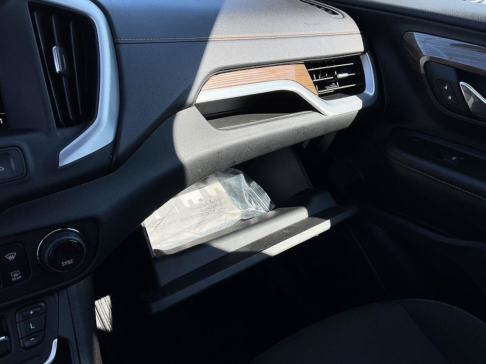 Used 2019 Gray GMC SLE image 25