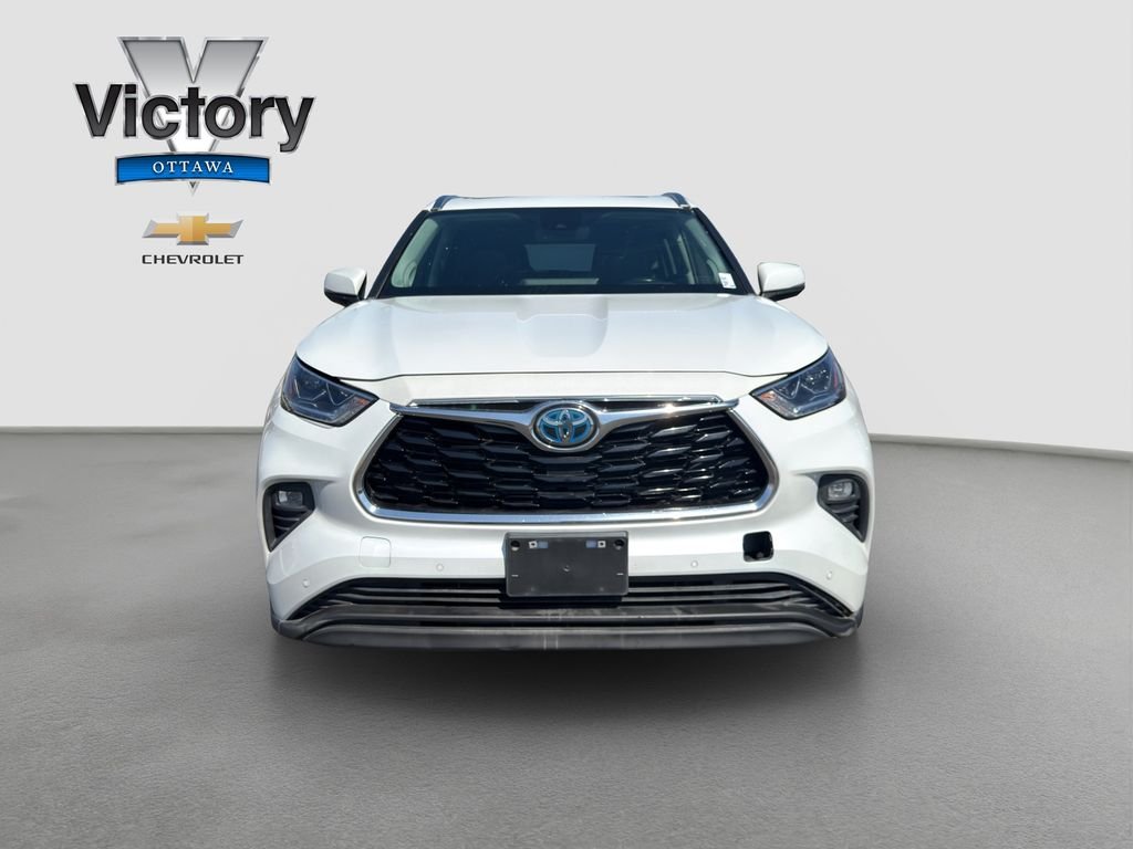 Used 2023 Toyota Highlander Limited with VIN 5TDXBRCH5PS566192 for sale in Kansas City