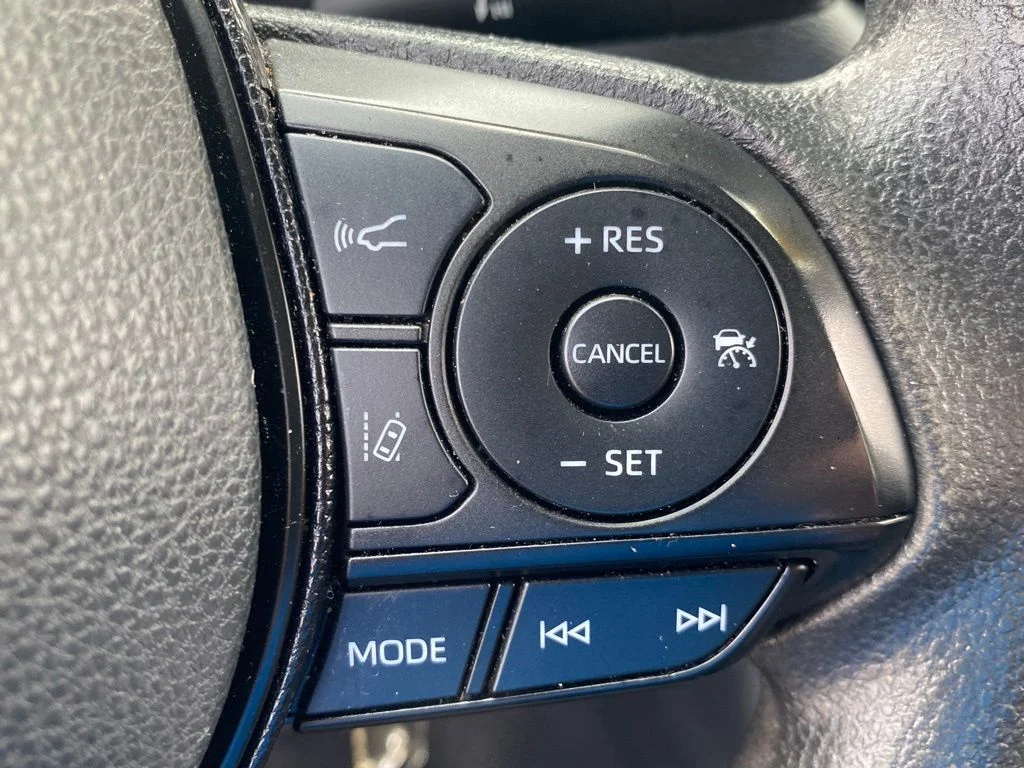 Used 2021 Gray Toyota LE image 27