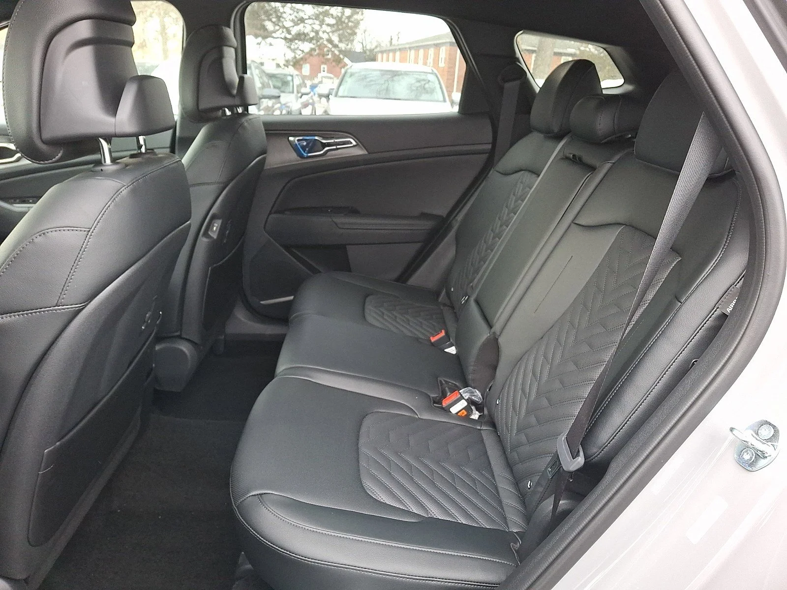 New 2026 Wolf Gray Kia X-Line image 5
