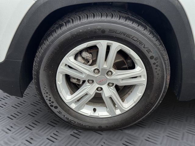 2021 GMC Terrain SLE - Photo 28