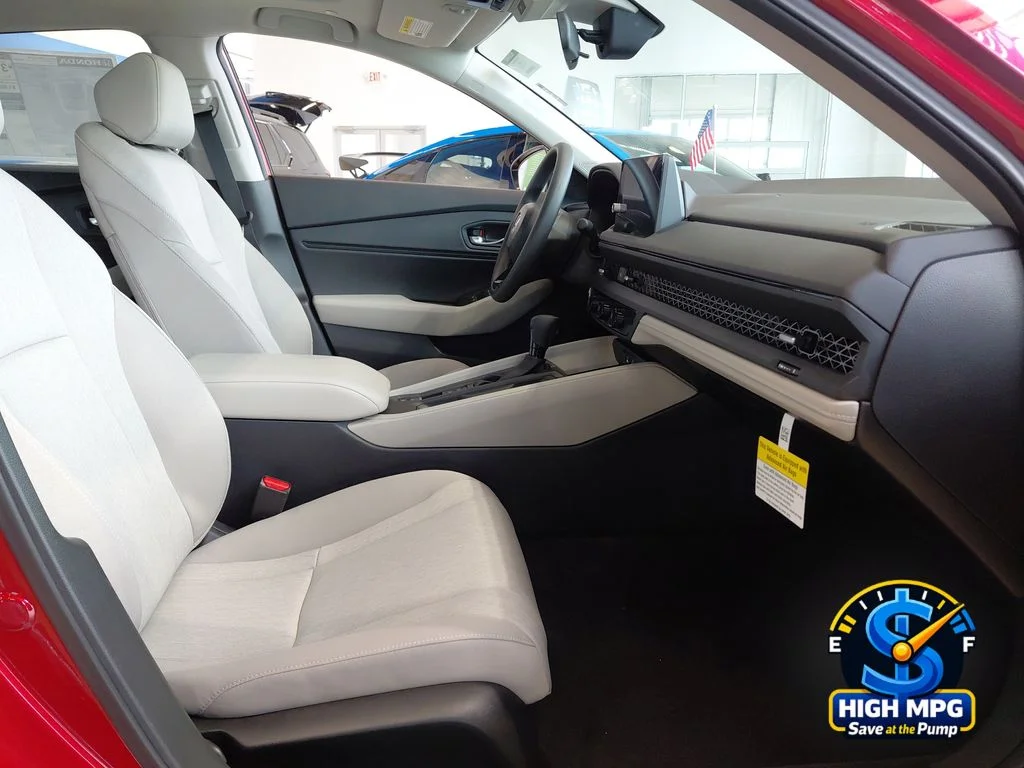 New 2026 Radiant Red Metallic Honda SE image 9