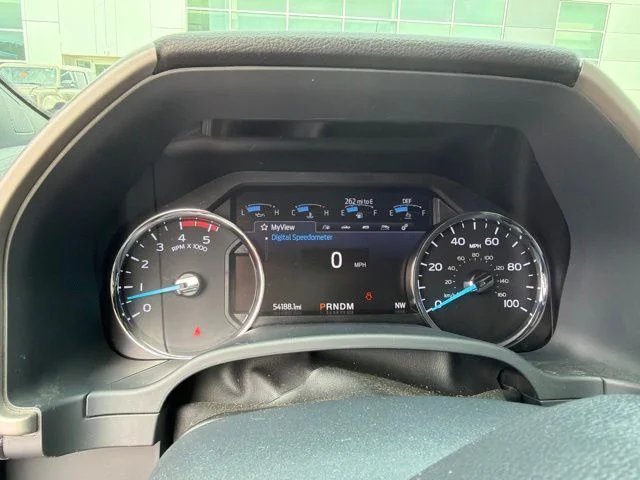 Used 2022 Red Ford Lariat image 6