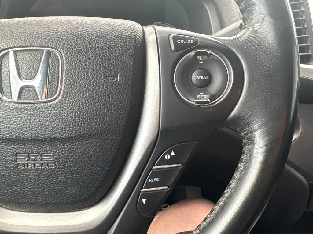 Used 2017 Silver Honda RTL-T image 16