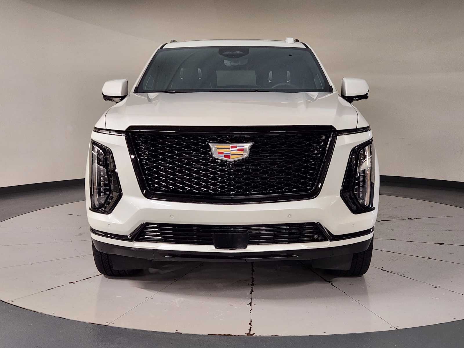 Used 2025 Crystal White Tricoat Cadillac 4WD Sport Platinum image 9