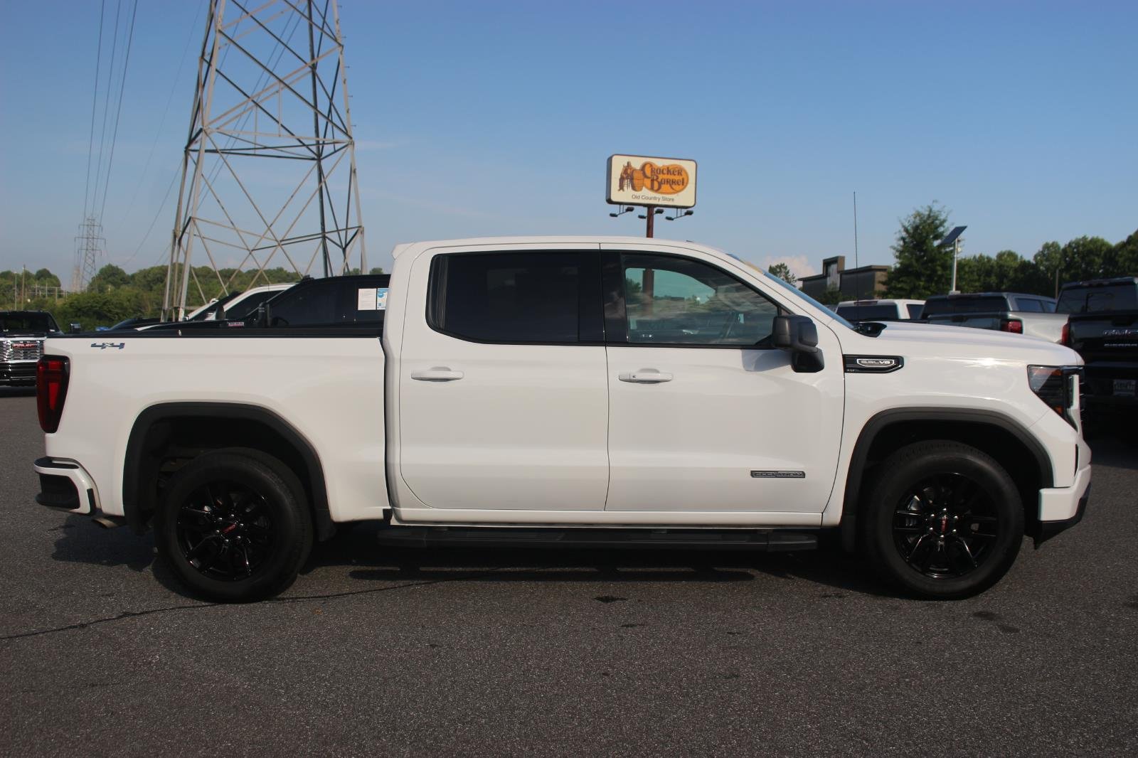 Used 2024 Summit White GMC Elevation image 8