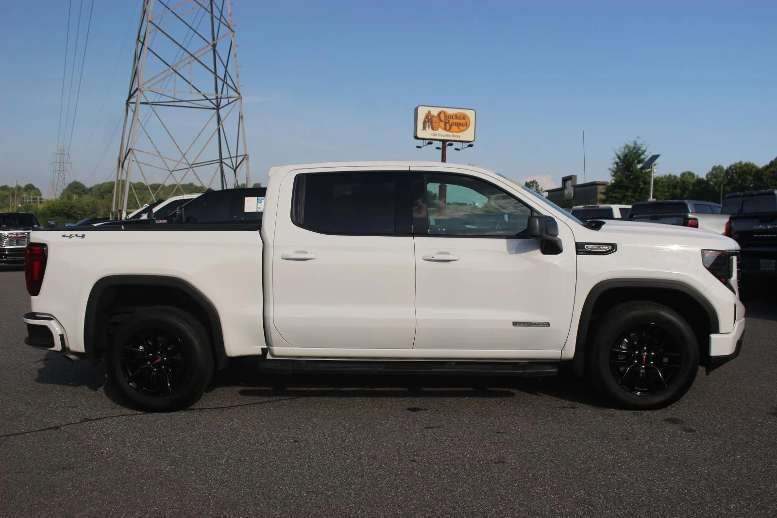 Used 2024 Summit White GMC Elevation image 8