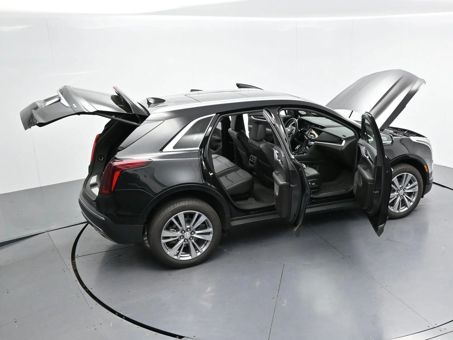 Used 2025 Stellar Black Metallic Cadillac Premium Luxury image 42