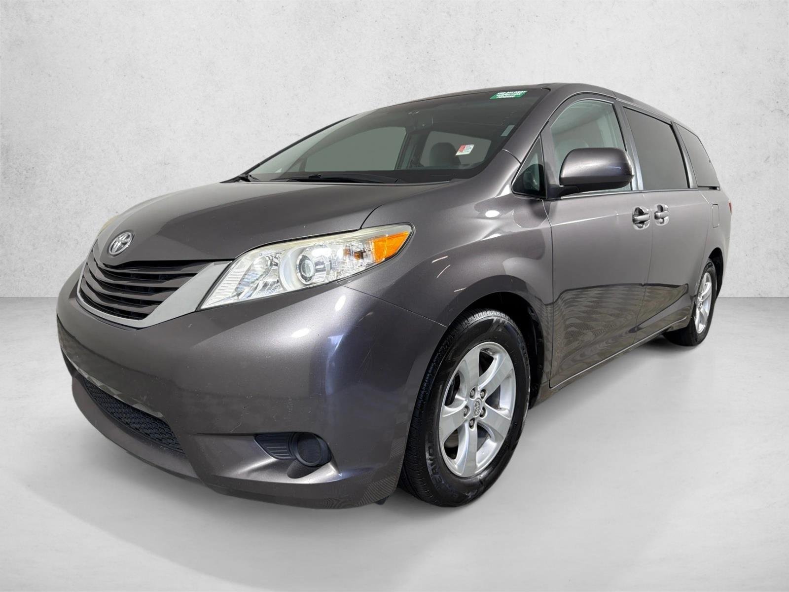 Used 2015 Predawn Gray Mica Toyota LE image 7