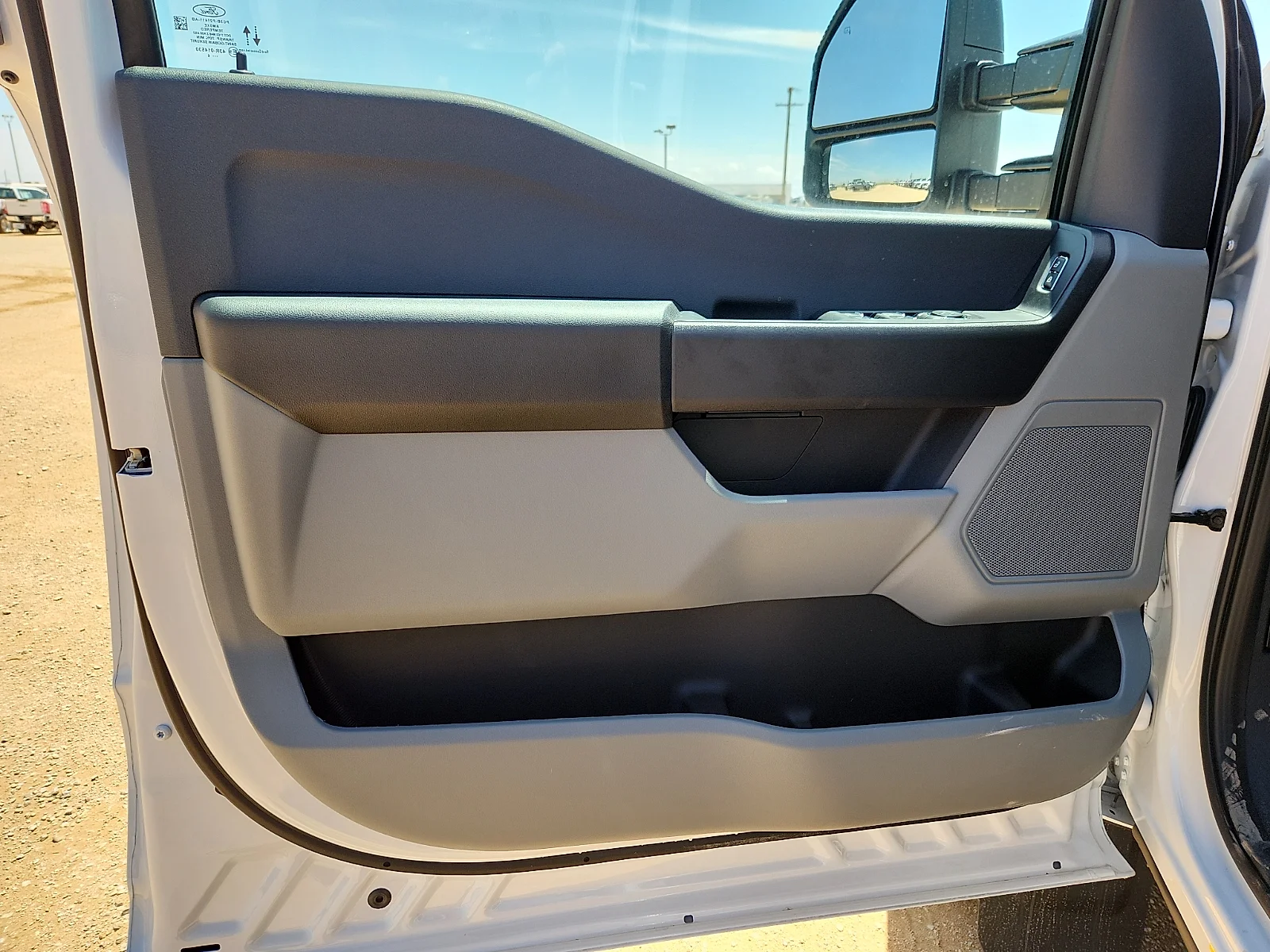New 2026 Oxford White Ford F-450® XL image 14