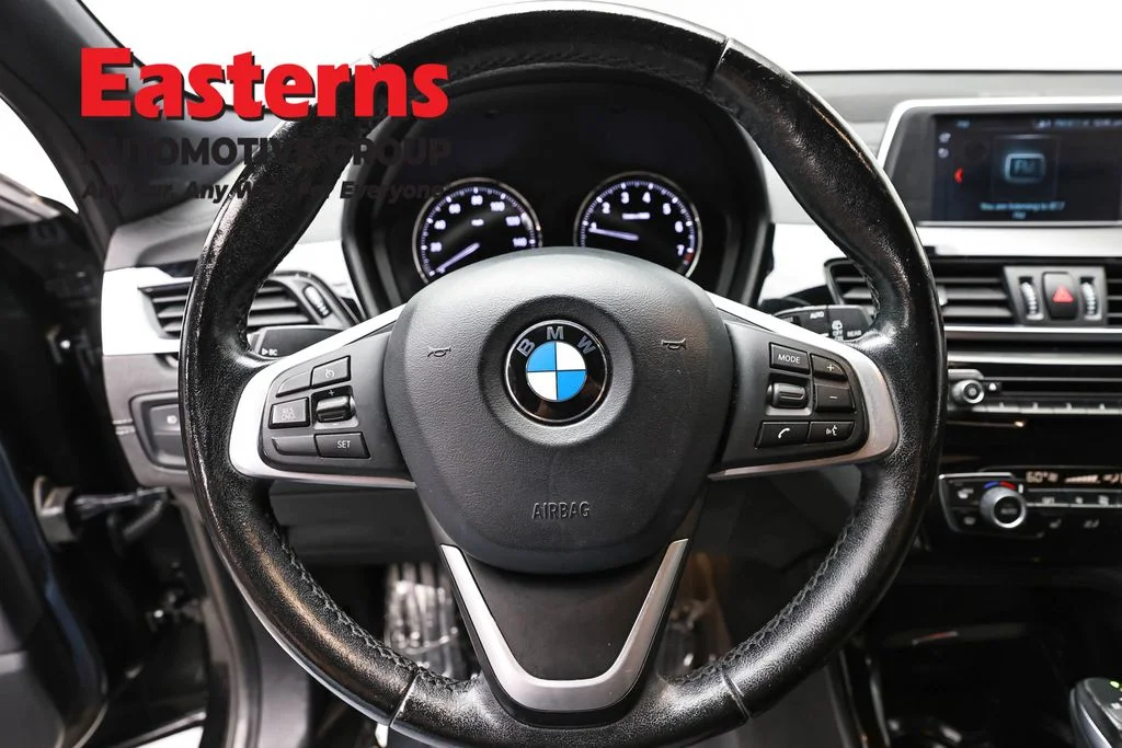 Used 2018 Black BMW xDrive28i image 10