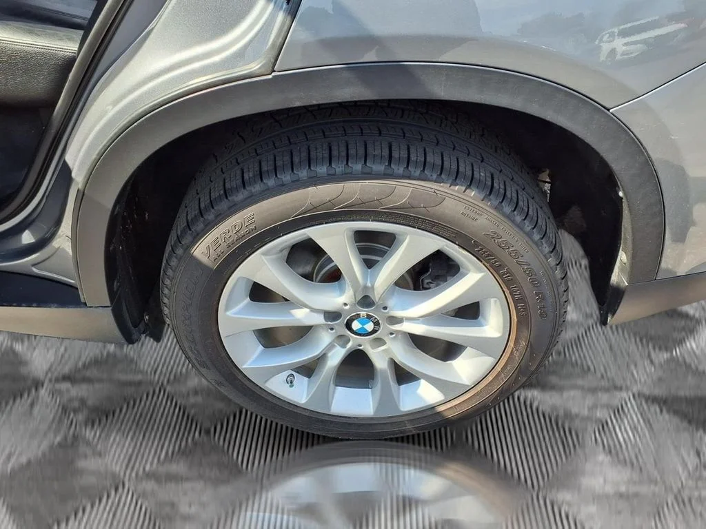 Used 2016 Gray BMW sDrive35i image 25