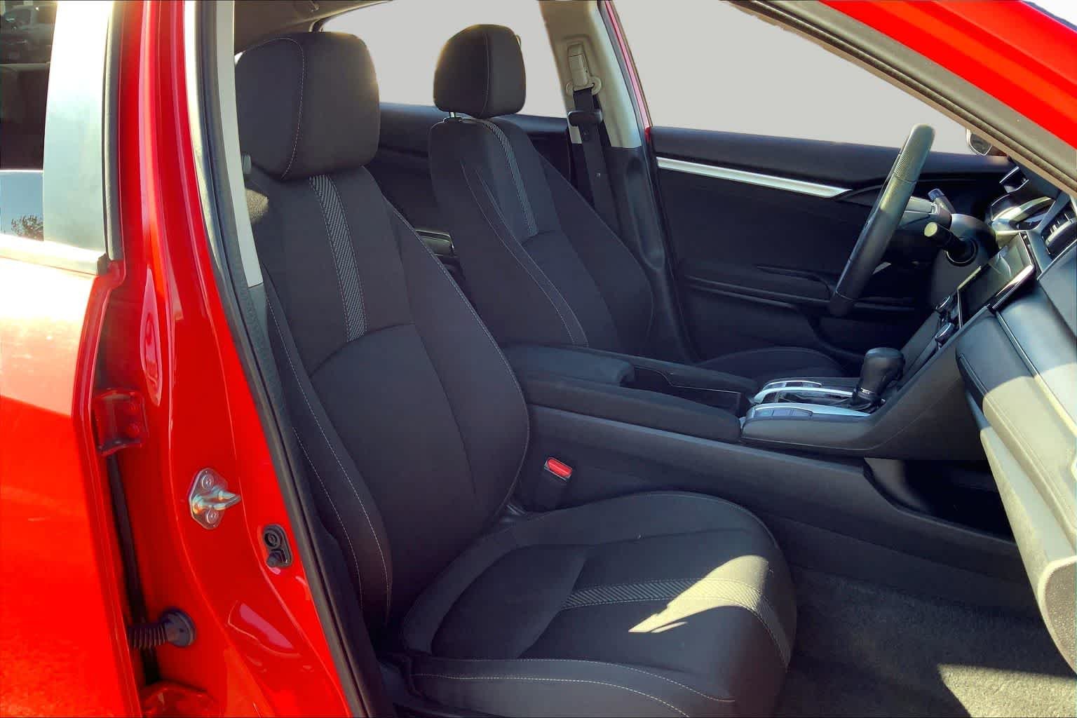 Used 2018 Rallye Red Honda EX image 9