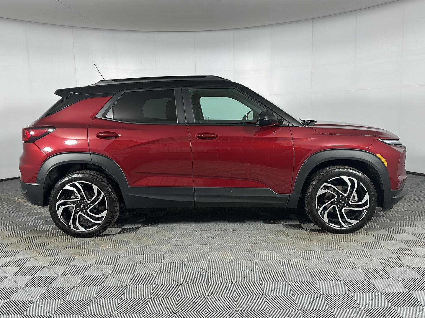 Used 2024 Crimson Metallic Chevrolet RS image 24