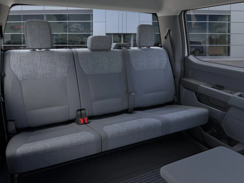 New 2026 Oxford White Ford F-250® XLT image 11