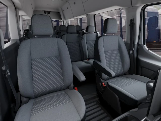 New 2027 Oxford White Ford XLT image 10