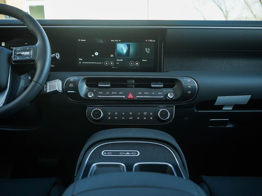 New 2026 Abyss Black Pearl Hyundai SEL Premium 8P AWD image 44