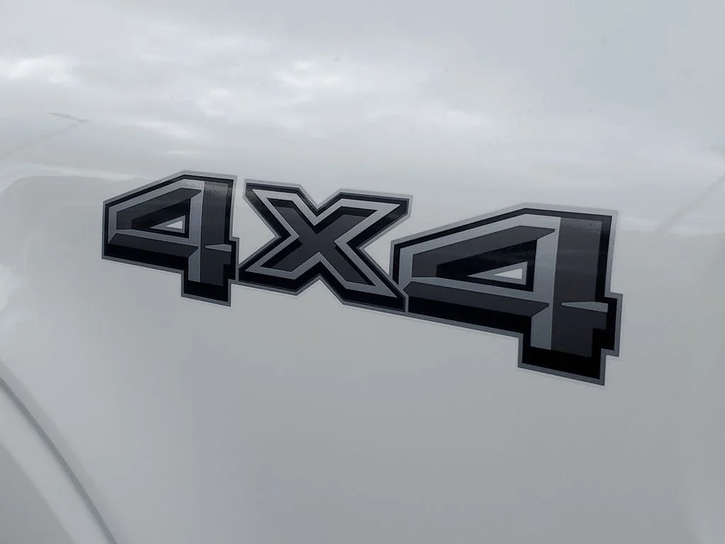New 2026 Star White Metallic Tri-Coat Ford Platinum® image 32