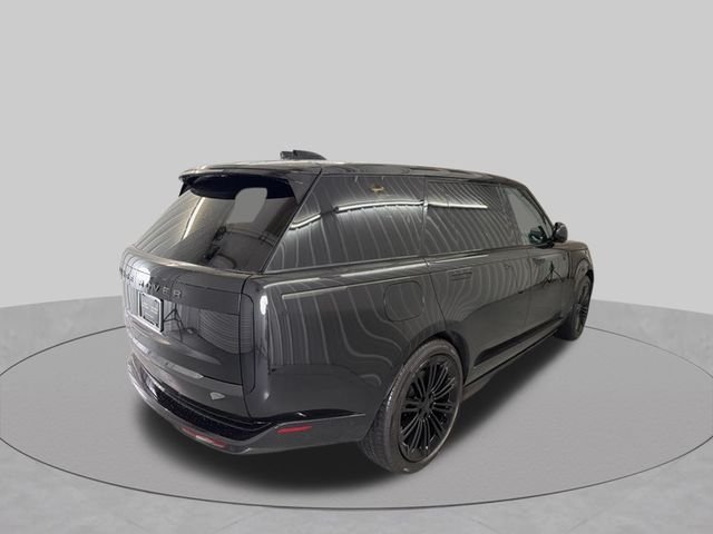 New 2026 Santorini Black Land Rover Autobiography image 4