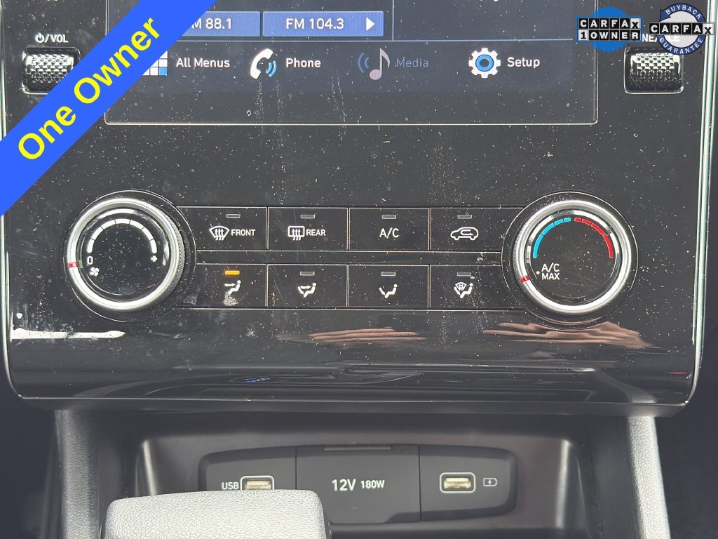 Used 2024 Silver Hyundai SE image 18