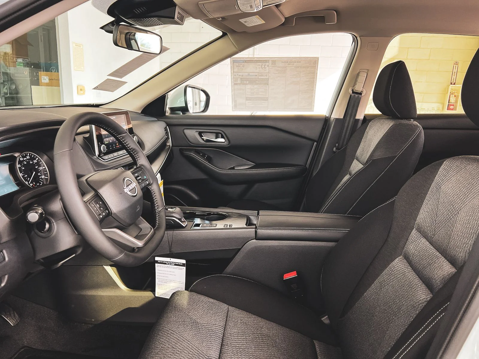 2026 Nissan Rogue Dark Armor - Photo 22