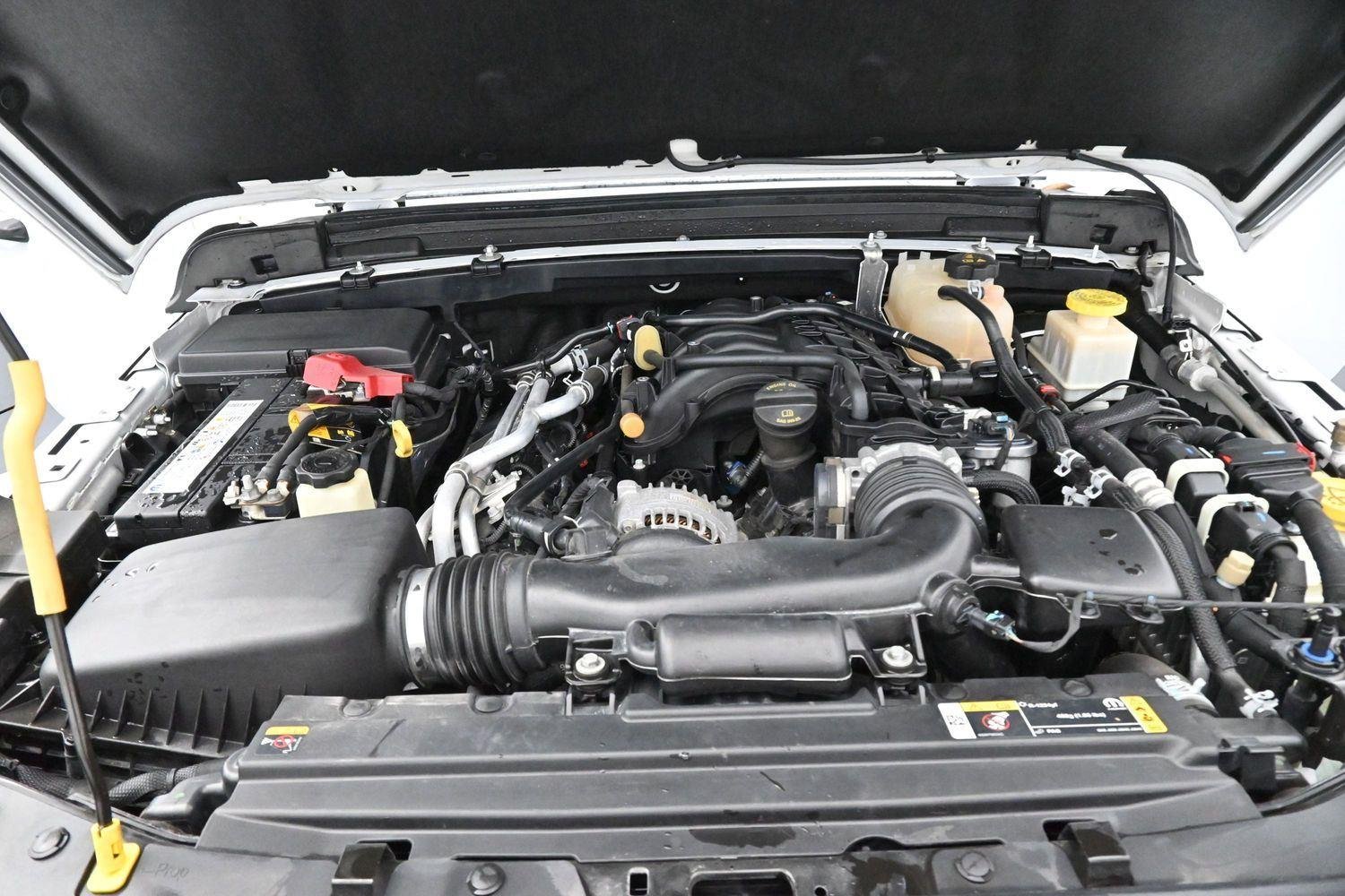 Used 2022 White Jeep Willys image 31