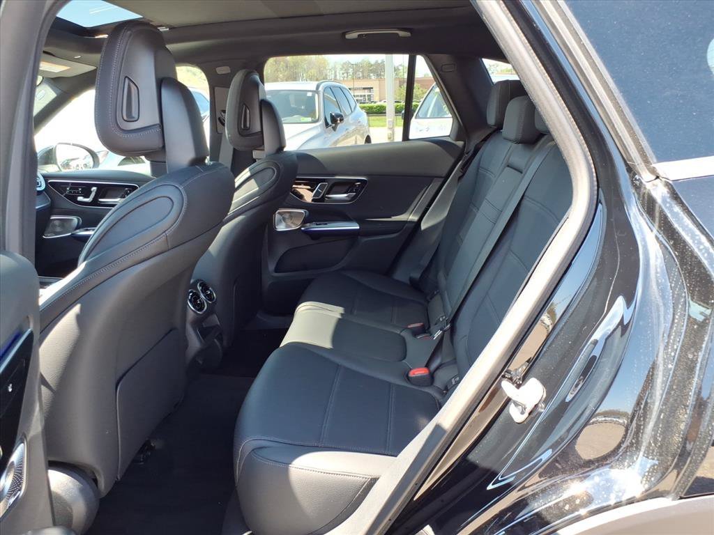 New 2026 Black Mercedes-Benz GLC 300 image 12