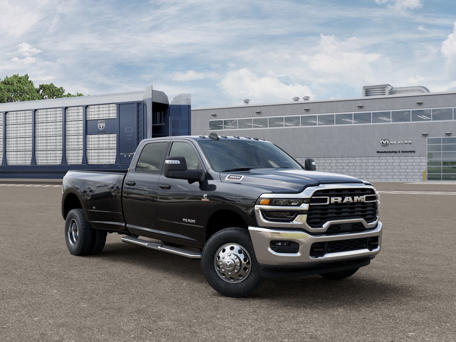 New 2026 Diamond Black Crystal Pearl-Coat Exterior Paint RAM BIG HORN image 3