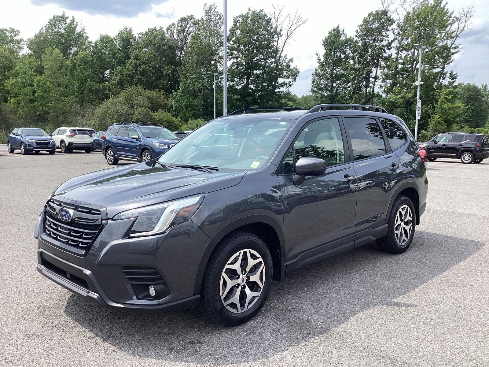 Used 2024 Magnetite Gray Metallic Subaru Premium image 3