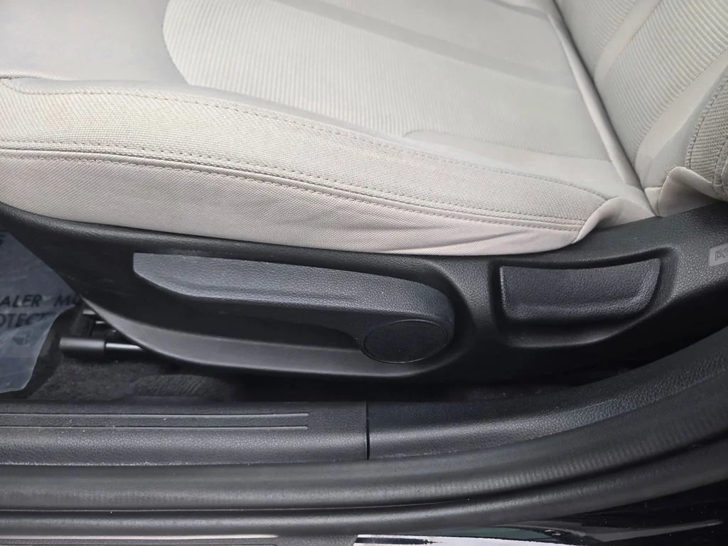 2021 Kia K5 LXS - Photo 13