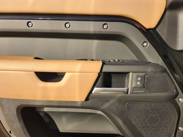 Used 2026 Black Land Rover S image 16
