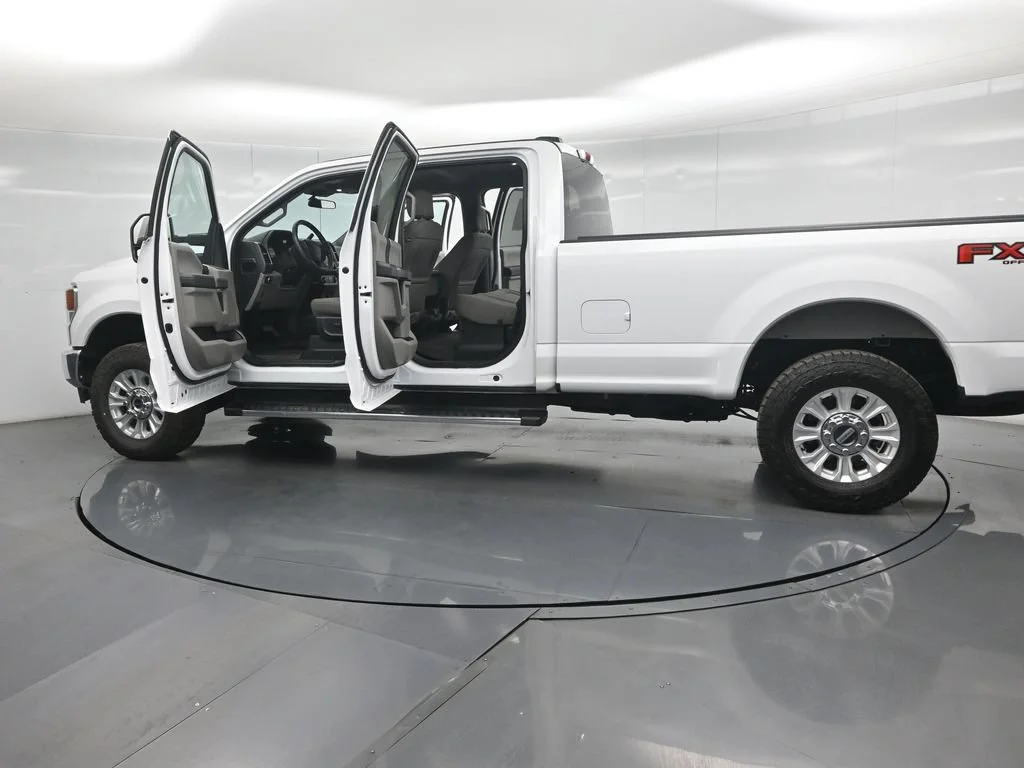 Certified Used 2020 White Ford XLT image 31