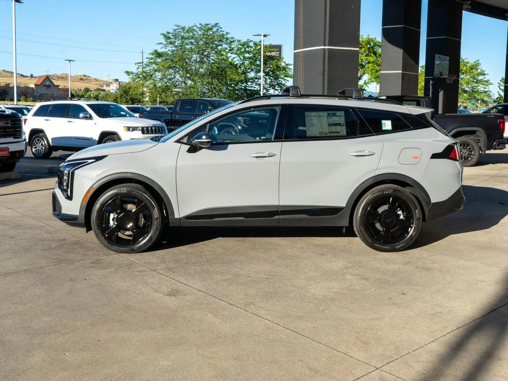 New 2026 Wolf Gray Kia X-Line image 4