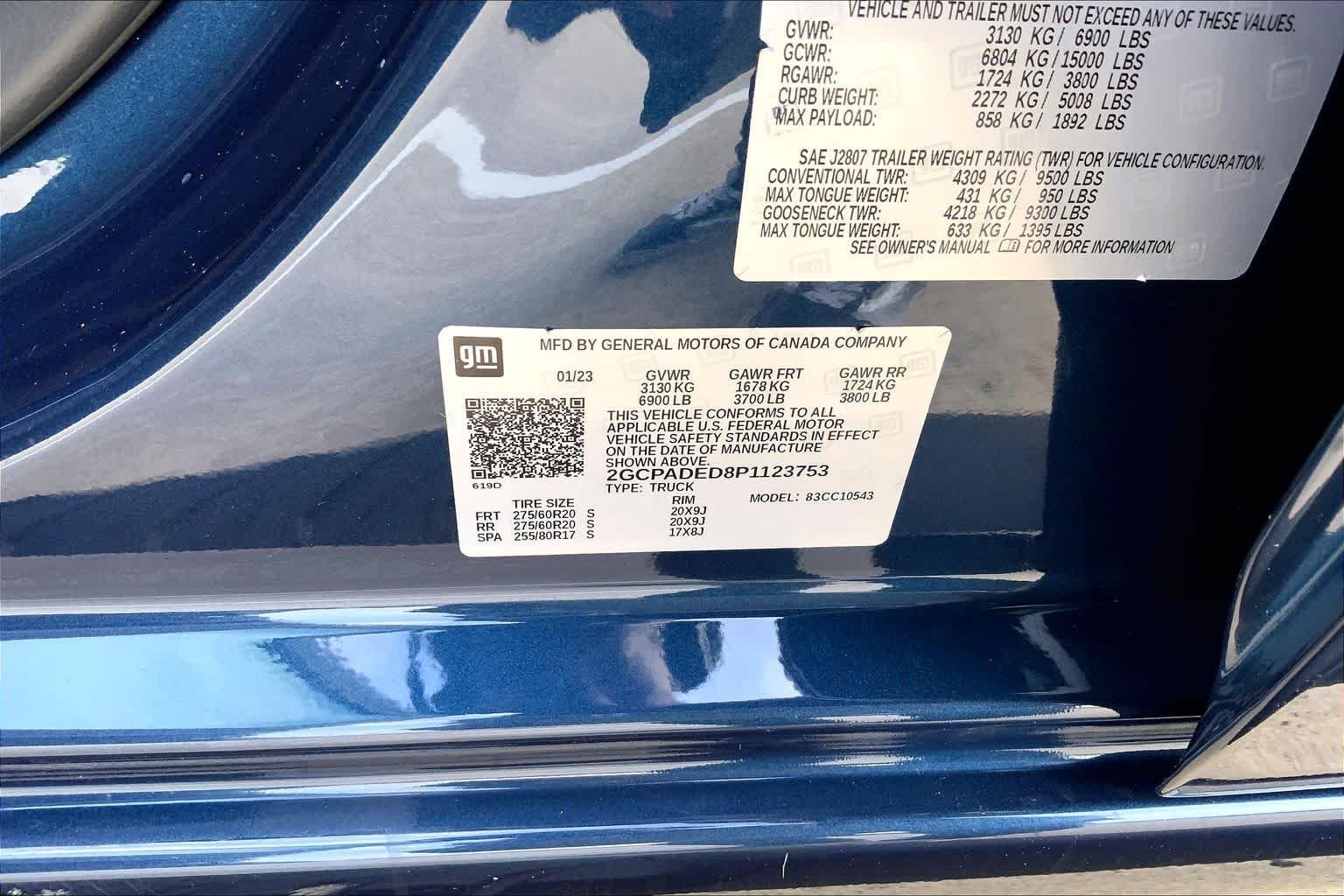 Used 2023 Northsky Blue Metallic Chevrolet RST image 36