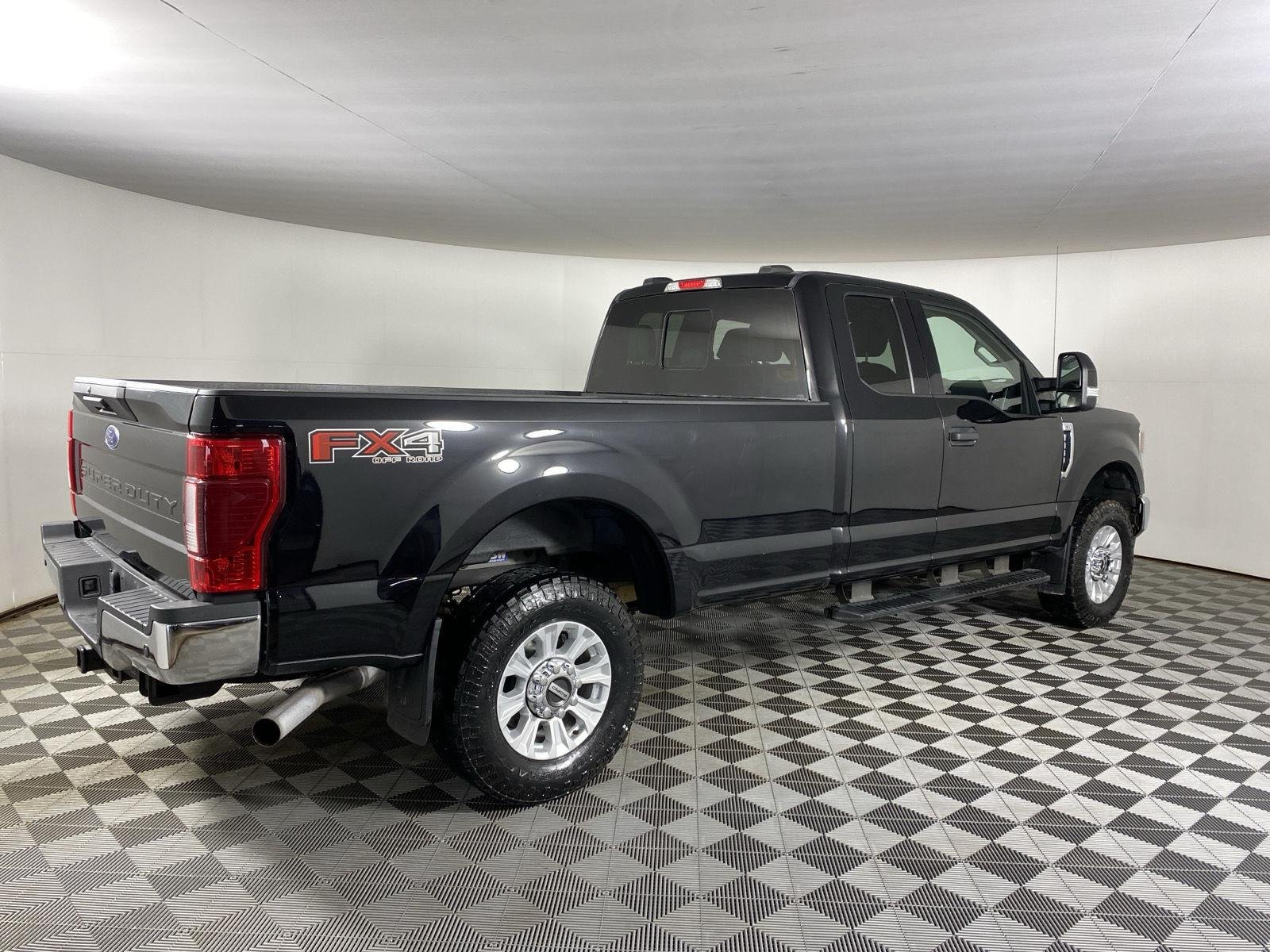 Used 2021 Agate Black Ford XLT image 10
