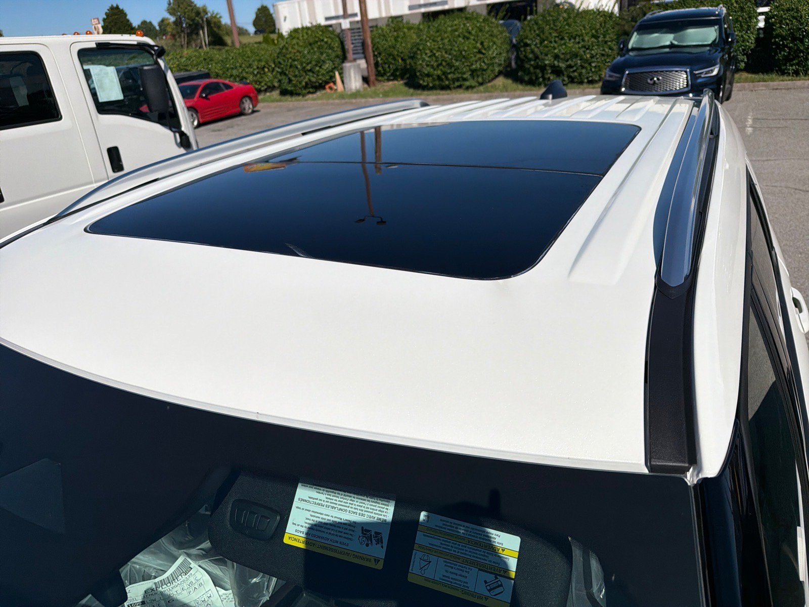 New 2027 Star White Metallic Tri-Coat Ford Platinum™ image 8