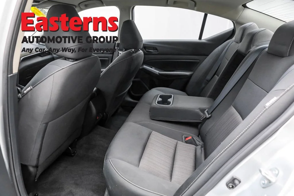 Used 2024 Silver Nissan 2.5 SV image 21