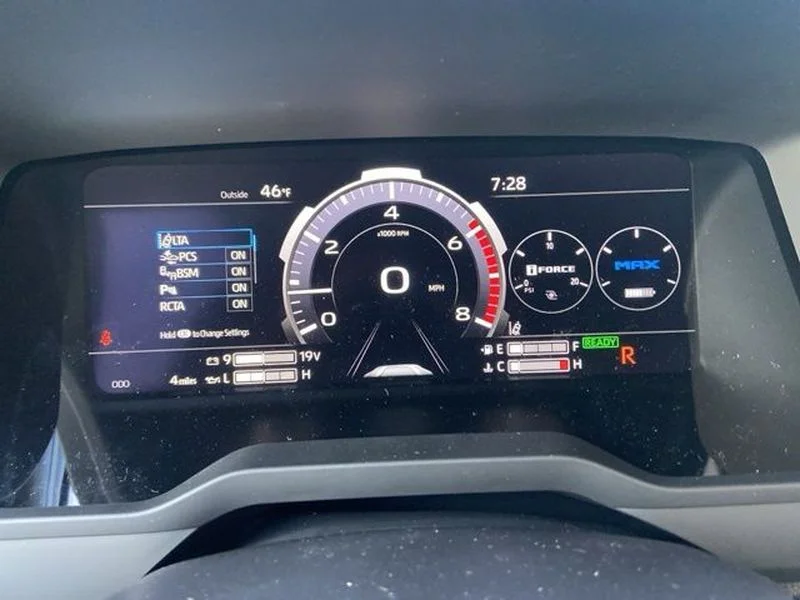 2026 Toyota Tundra Limited - Photo 26