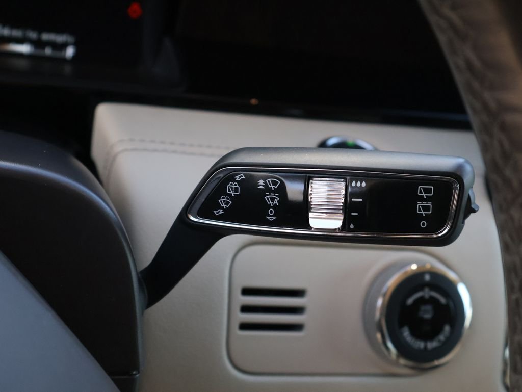 Used 2020 White Lincoln Reserve image 38