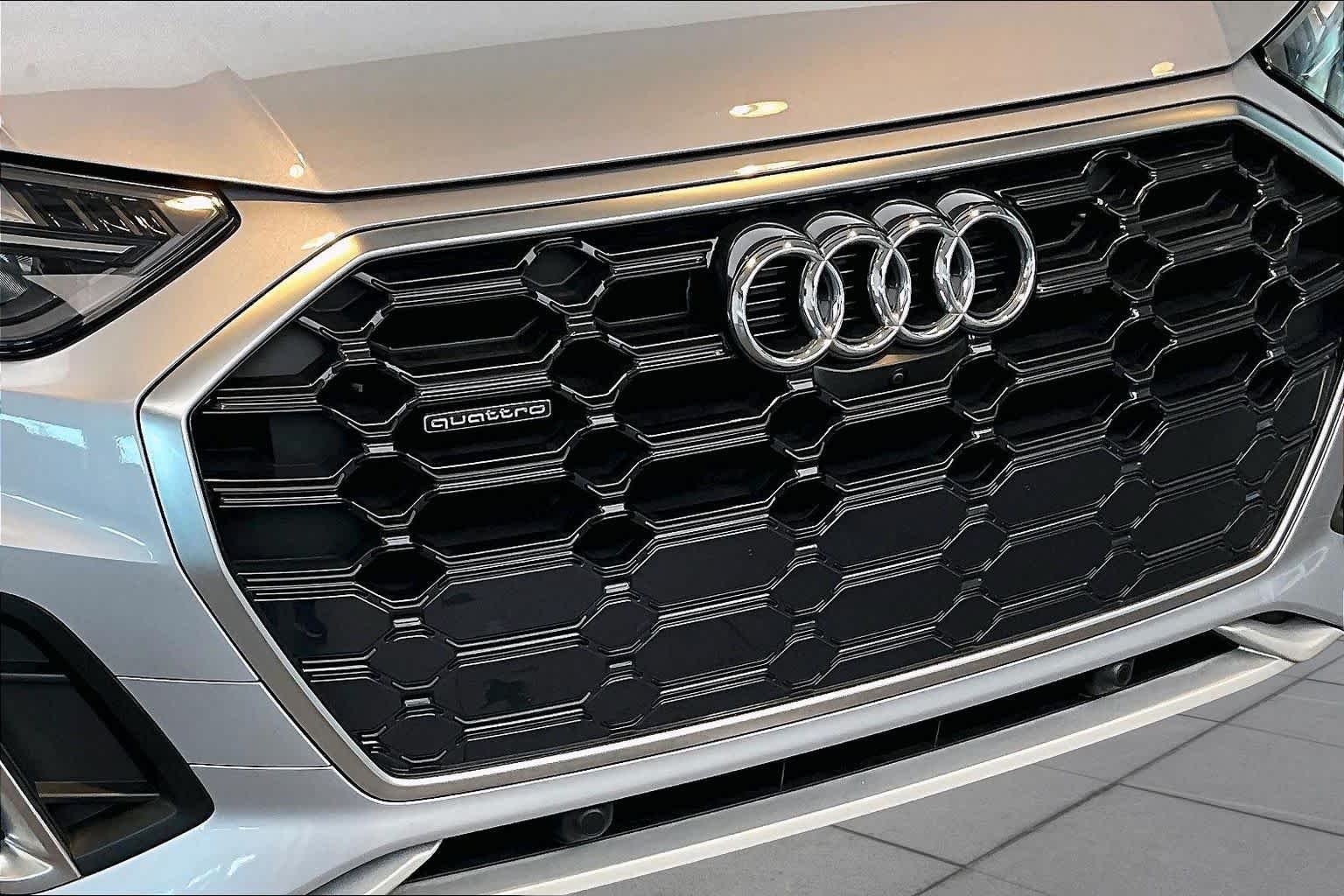 Used 2024 Florett Silver Metallic Audi S line Premium Plus image 32