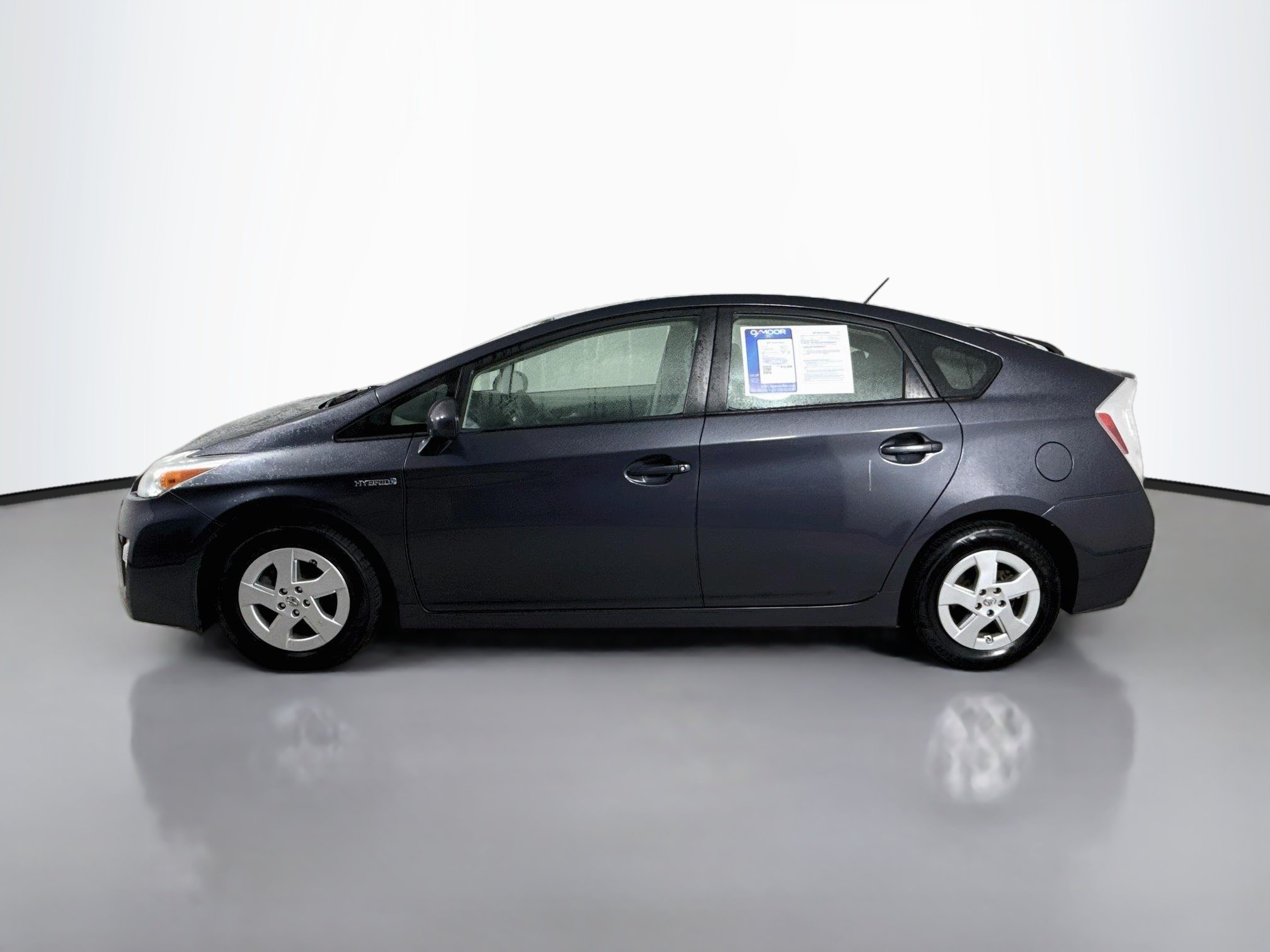 Used 2010 Winter Gray Metallic Toyota II image 4