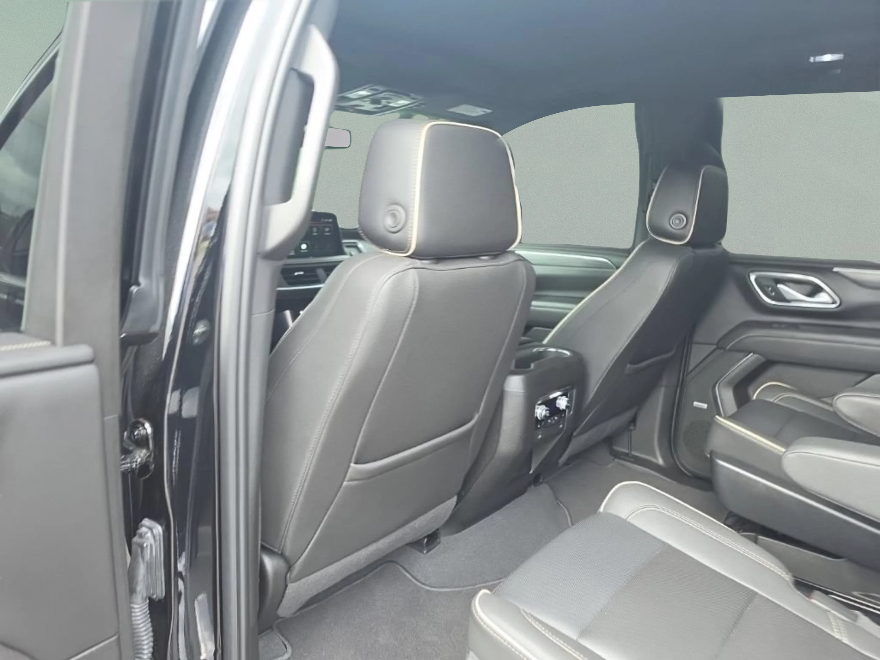 Used 2022 Onyx Black GMC SLT image 21